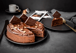 Lor Lindt Page Recipe  Cake 640x450